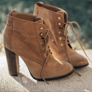 Genuine Suede Aldo Tan Boots (Size 8)